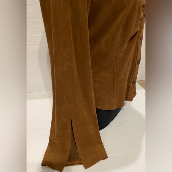 F.L.Malik Women’s Brown L/S Suede Stretch Button Up w/Collar Bell Sleeves Top S - Picture 10 of 16
